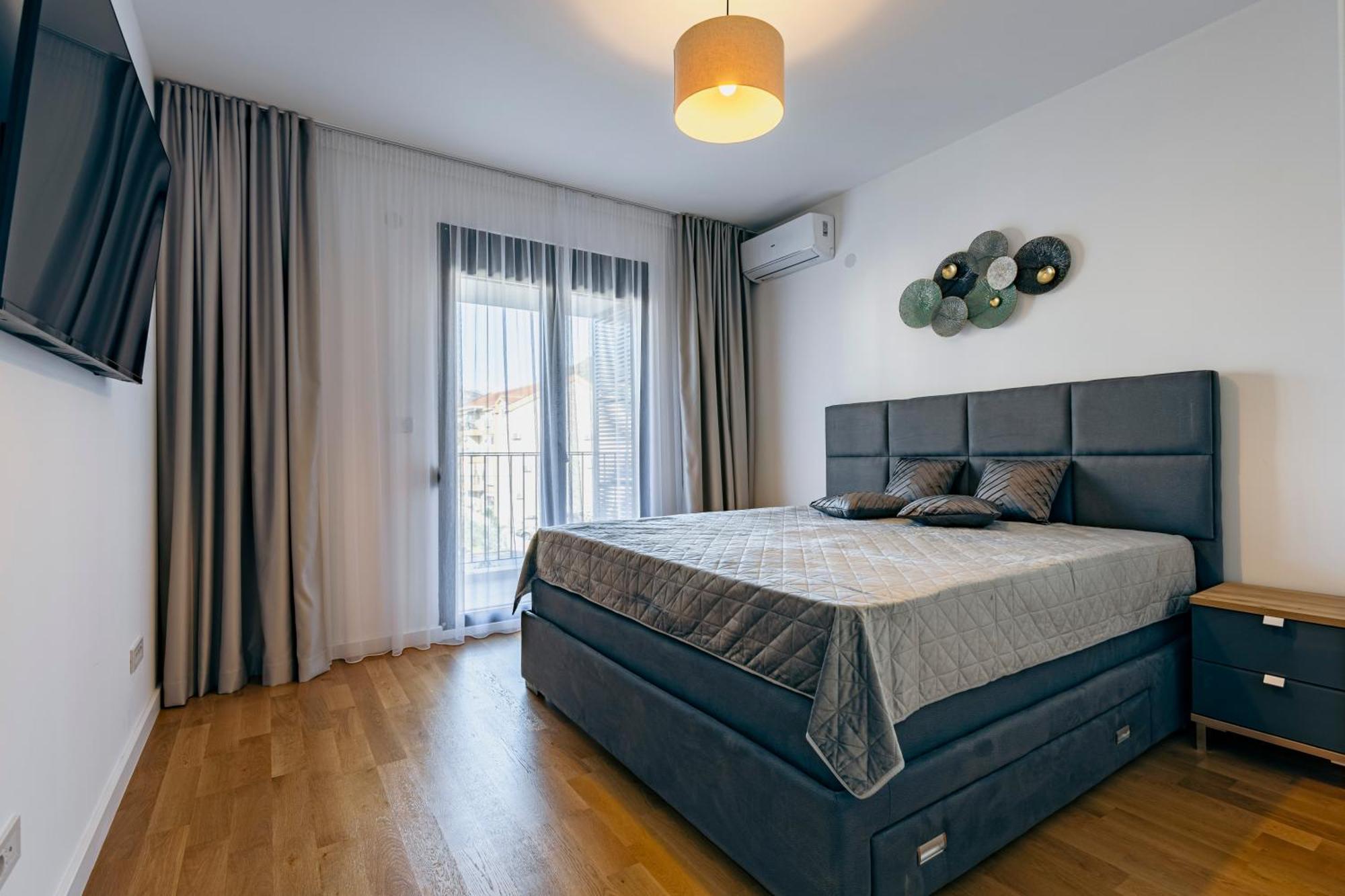 Tivat Apartments Bagian luar foto