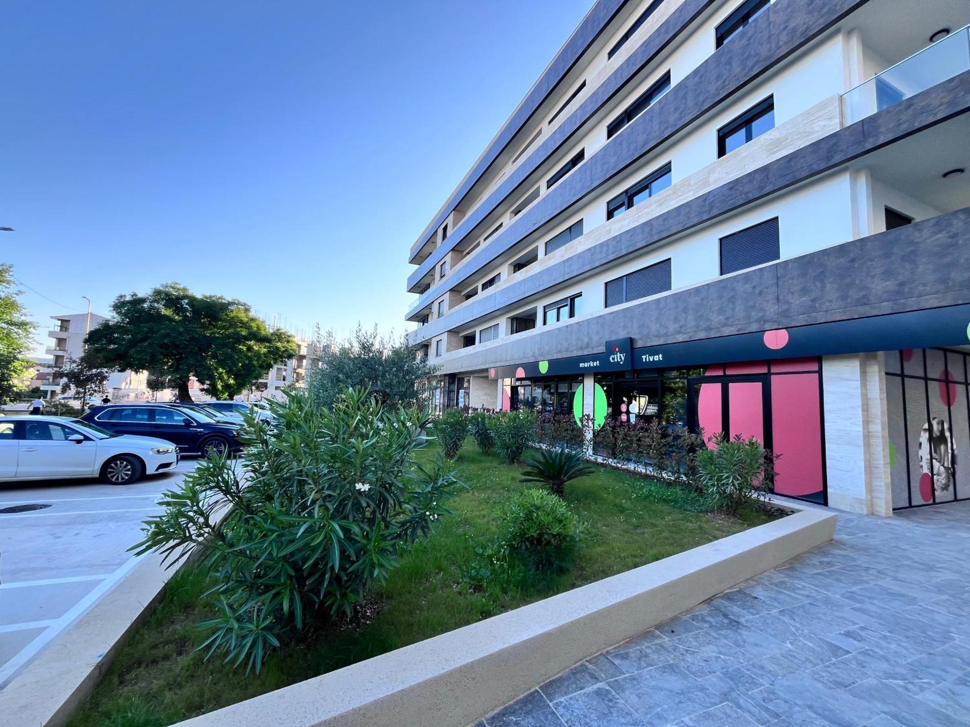 Tivat Apartments Bagian luar foto